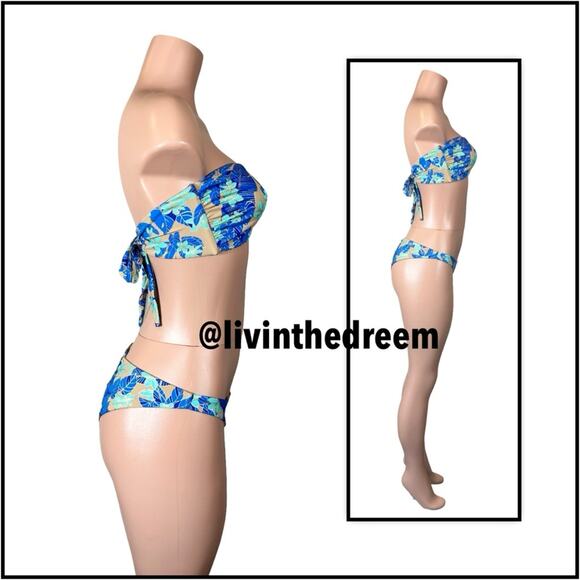 Beach Bunny Bethany Bandeau & Gloria Skimpy Bottom - Blue Jungle Floral $218 - Picture 9 of 15